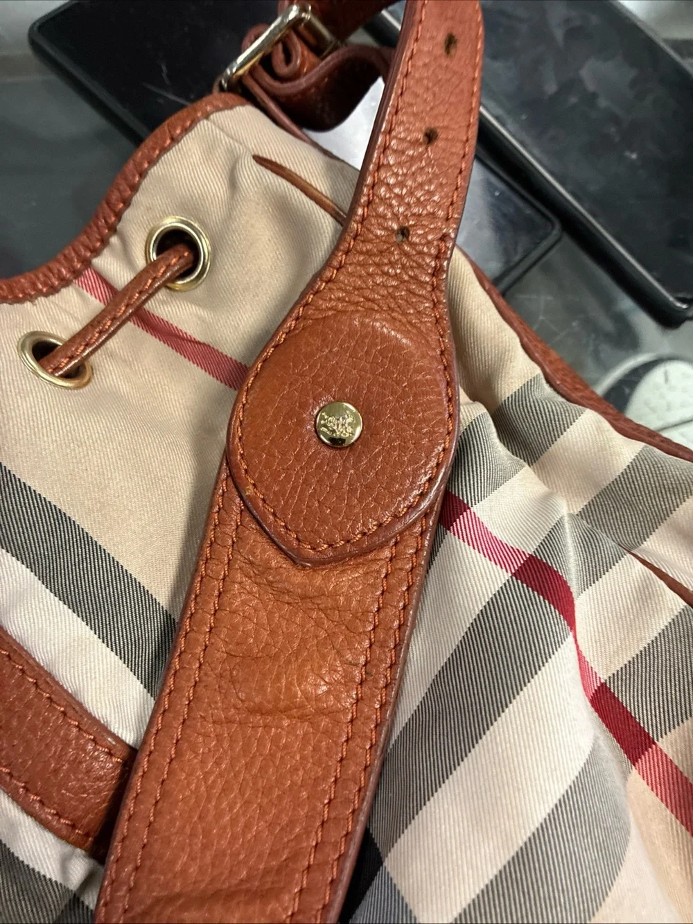 Burberry stylish beige